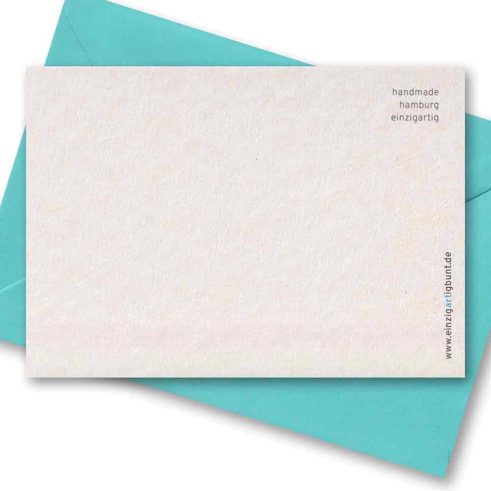 Minimalistische Rückseite der Herz-Hände-Karte in DIN A6 mit viel Platz für persönliche Grüße und kreativem Briefmarken-Platzhalter.