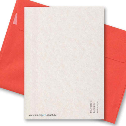 Handgemachte Papeterie mit strukturierter Textur und rotem Umschlag – einzigartigbunt