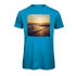 Blau mit Sonnenuntergang am Strand und Stand-Up-Paddler – nachhaltig – einzigartigbunt