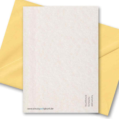 Handgedruckte Postkarte I Katze mit Konfetti