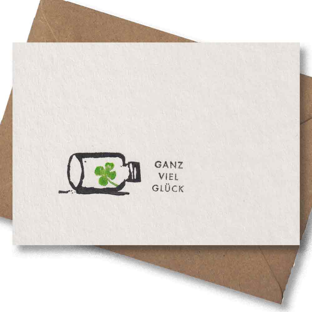 Handgedruckte Postkarte I Glücksklee Glas